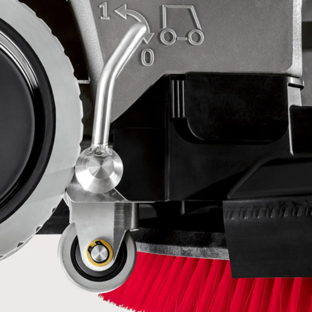 Máy chà sàn nhỏ gọn Karcher BD 50/50 C Bp Classic – Được trang bị van điện từ và bánh xe hỗ trợ vận chuyển để tạo sự thoải mái tối đa