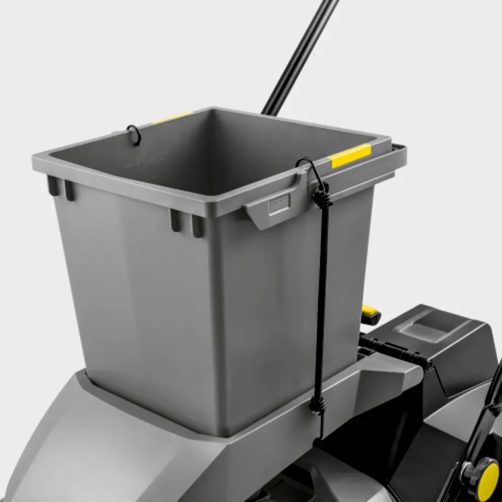 Xe quét và máy quét hút đẩy tay Karcher KM 70/30 C BP – Khu vực lưu trữ tiện dụng
